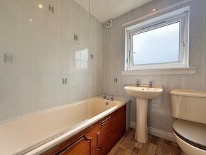 Photo 10- click for photo gallery